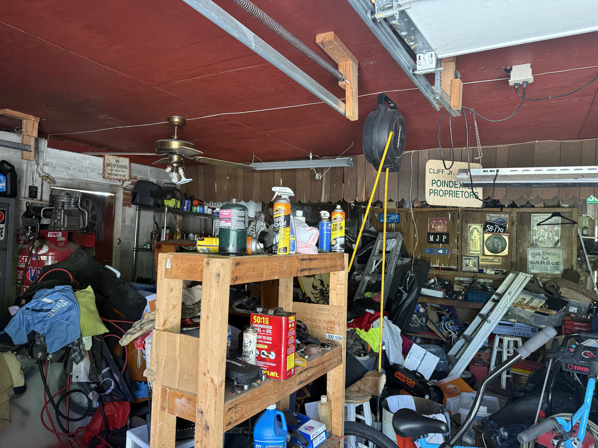 Garage mid-left inside
