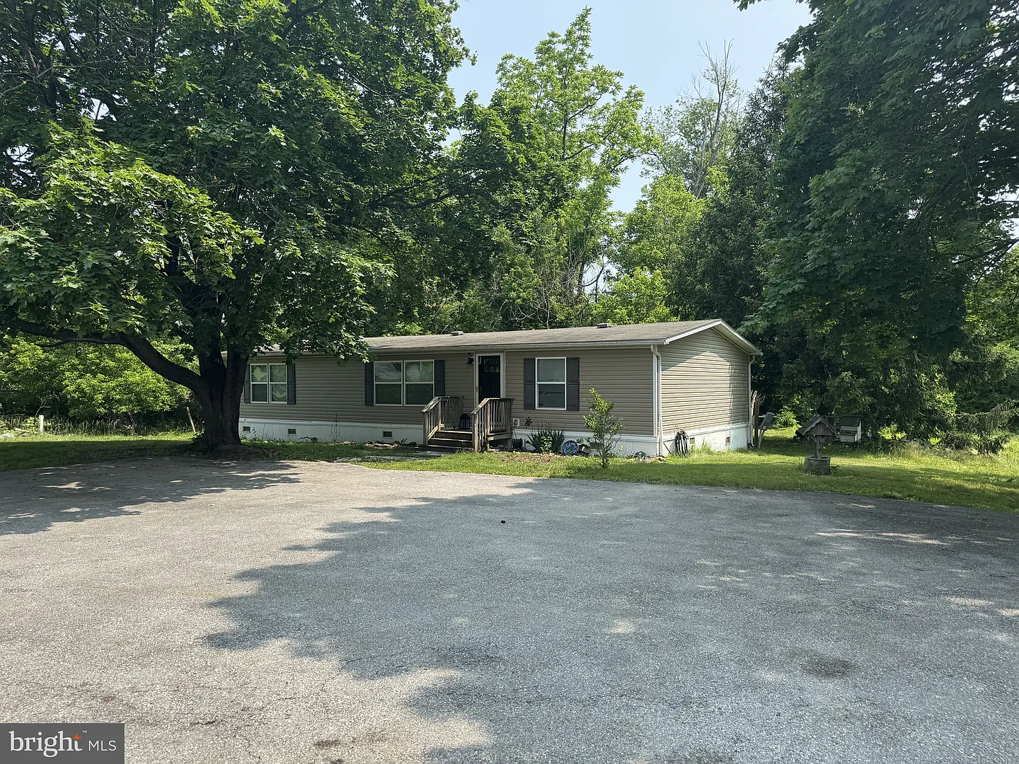 Trailer home